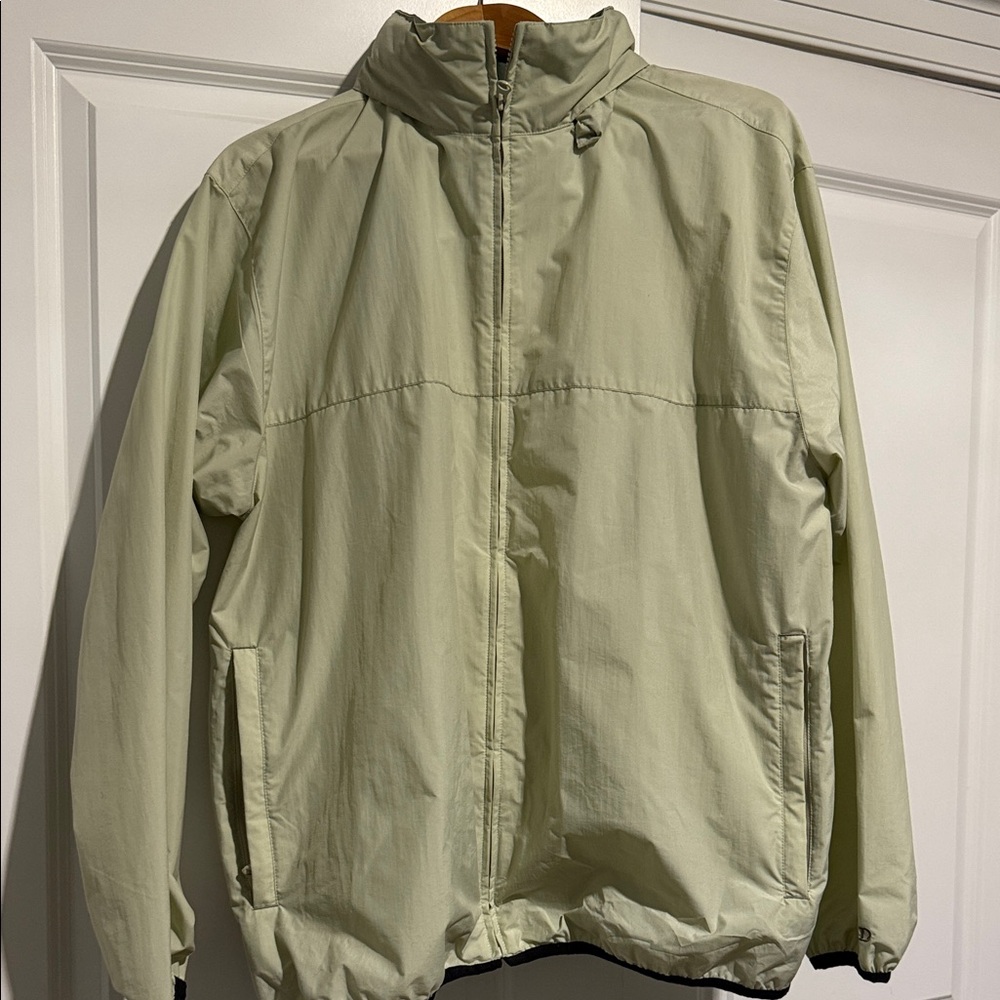 Izod Men's Sage Windbreaker Jacket